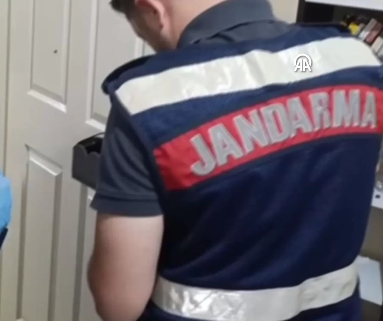 Siber suçlarla mücadele operasyonlarında 34 şüpheli yakalandı