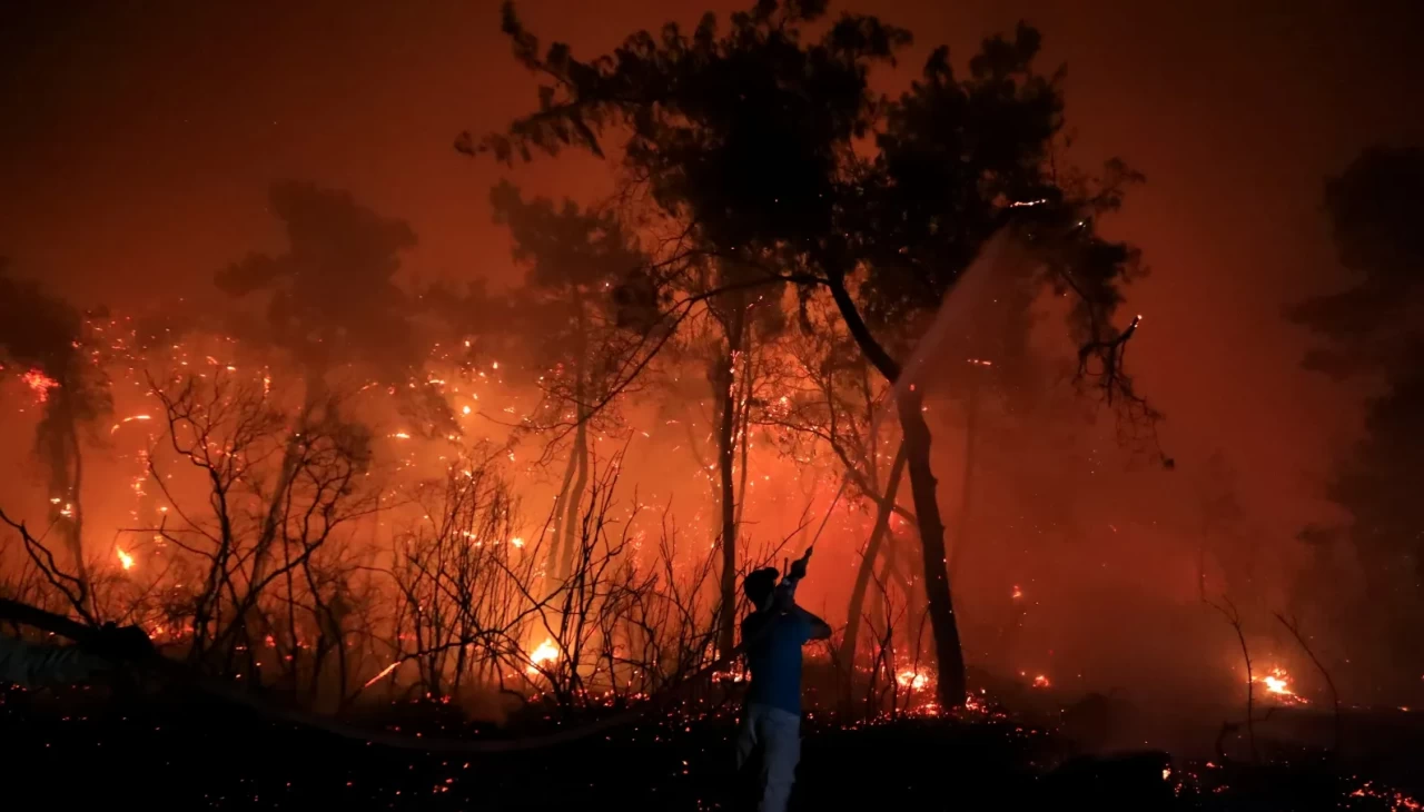 Aksu kontrol altına alındı, Alanya'da yeni bir yangın çıktı