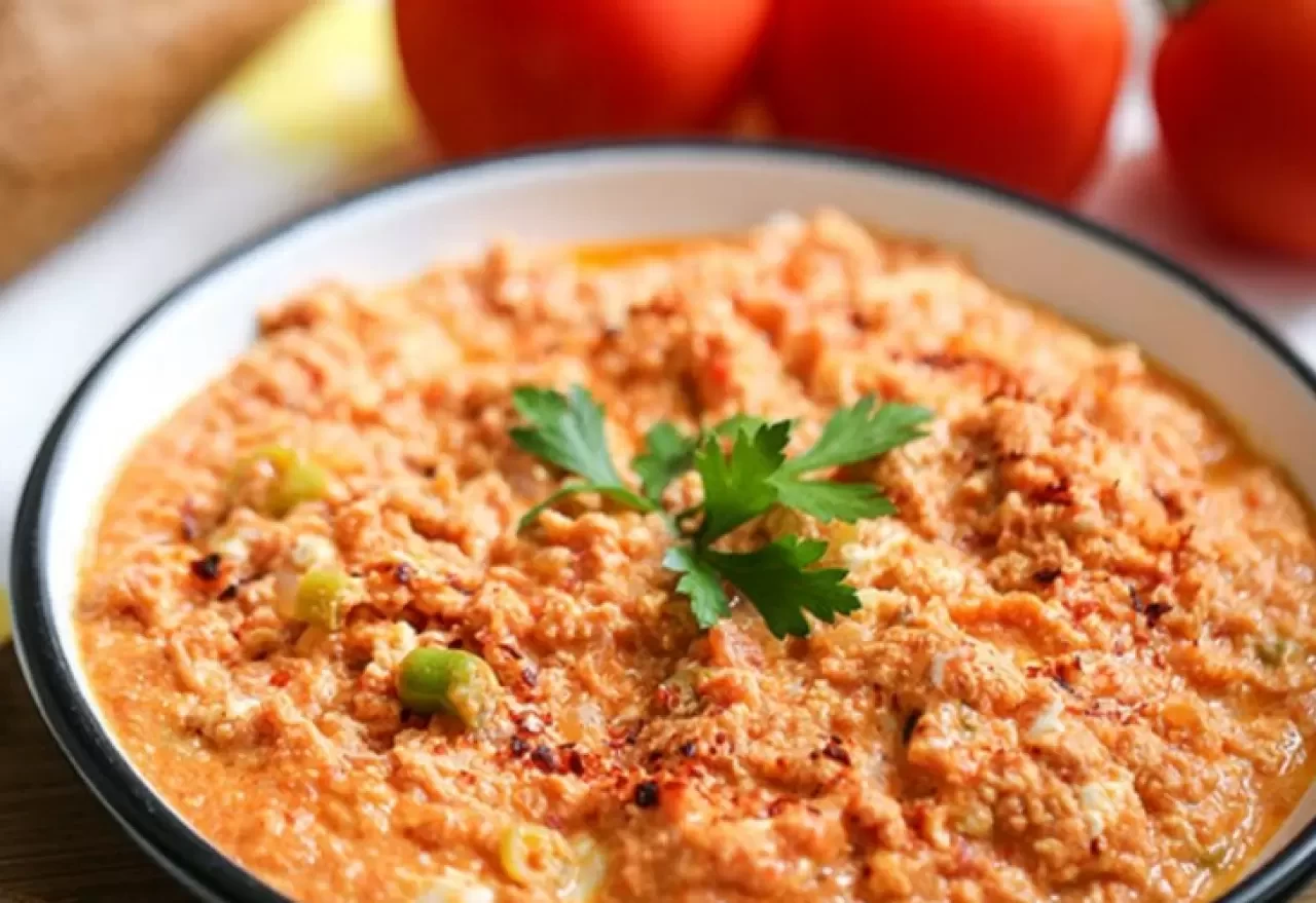 Menemen Tarifi: Kahvaltıların Vazgeçilmezi