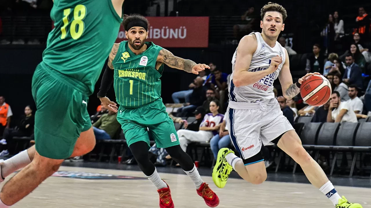 Anadolu Efes Süper Lig’e galibiyetle başladı | Maç Sonucu Anadolu Efes 90-76 Esenler Erokspor