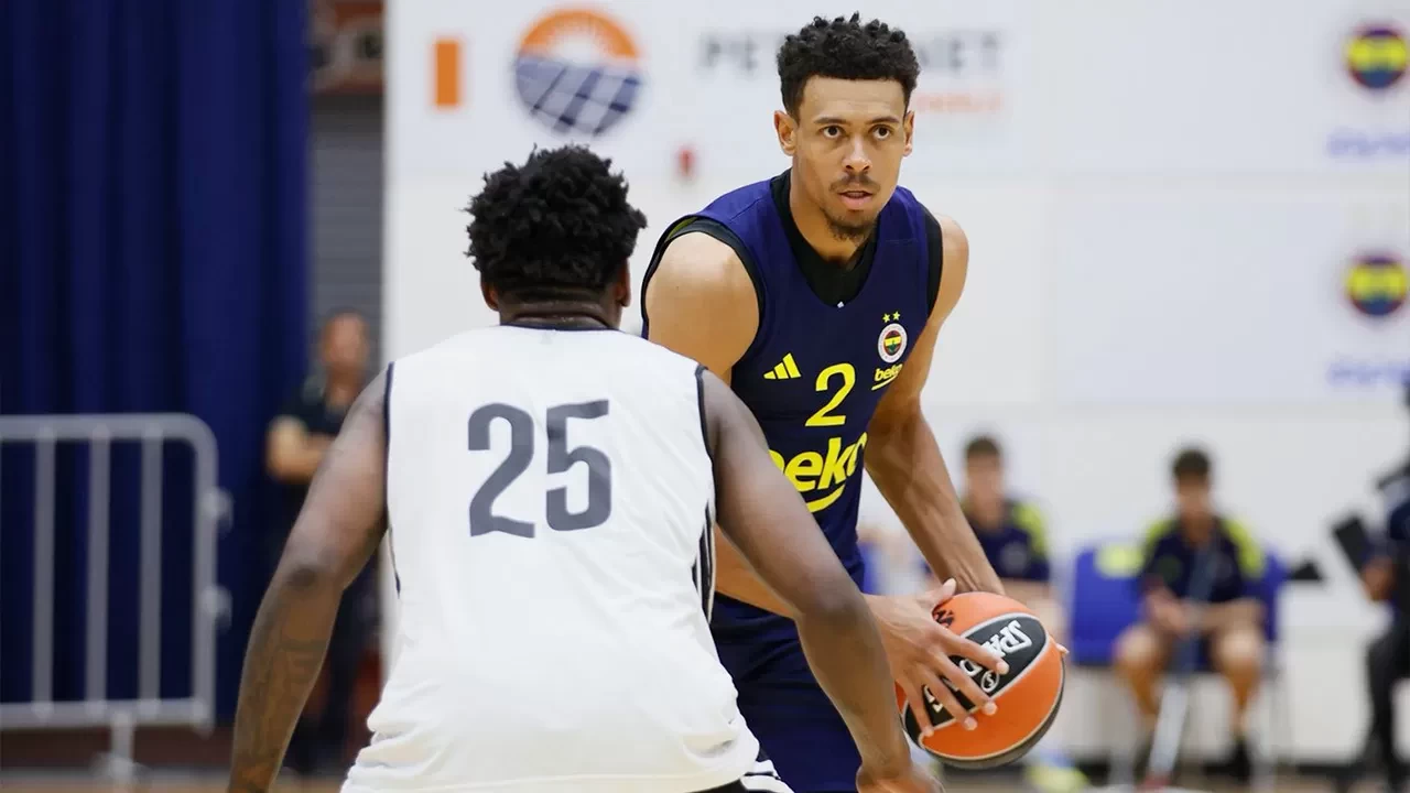 Fenerbahçe Basketbol TÜBAD Turnuvası’nda son saniyede kaybetti | Maç Sonucu Fenerbahçe 92-93 Dubai Basketbol