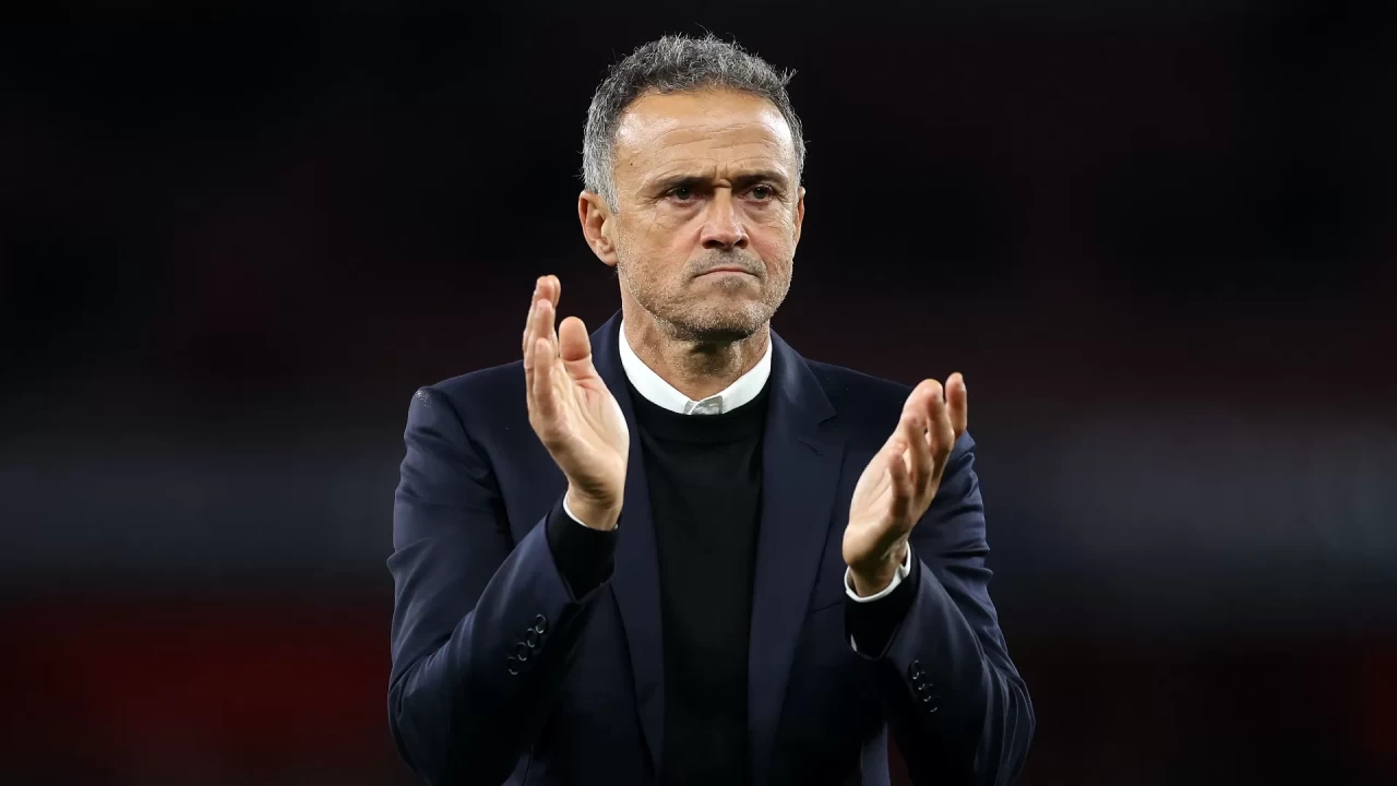 PSG Teknik Direktörü Luis Enrique bisiklet kazasında yaralandı