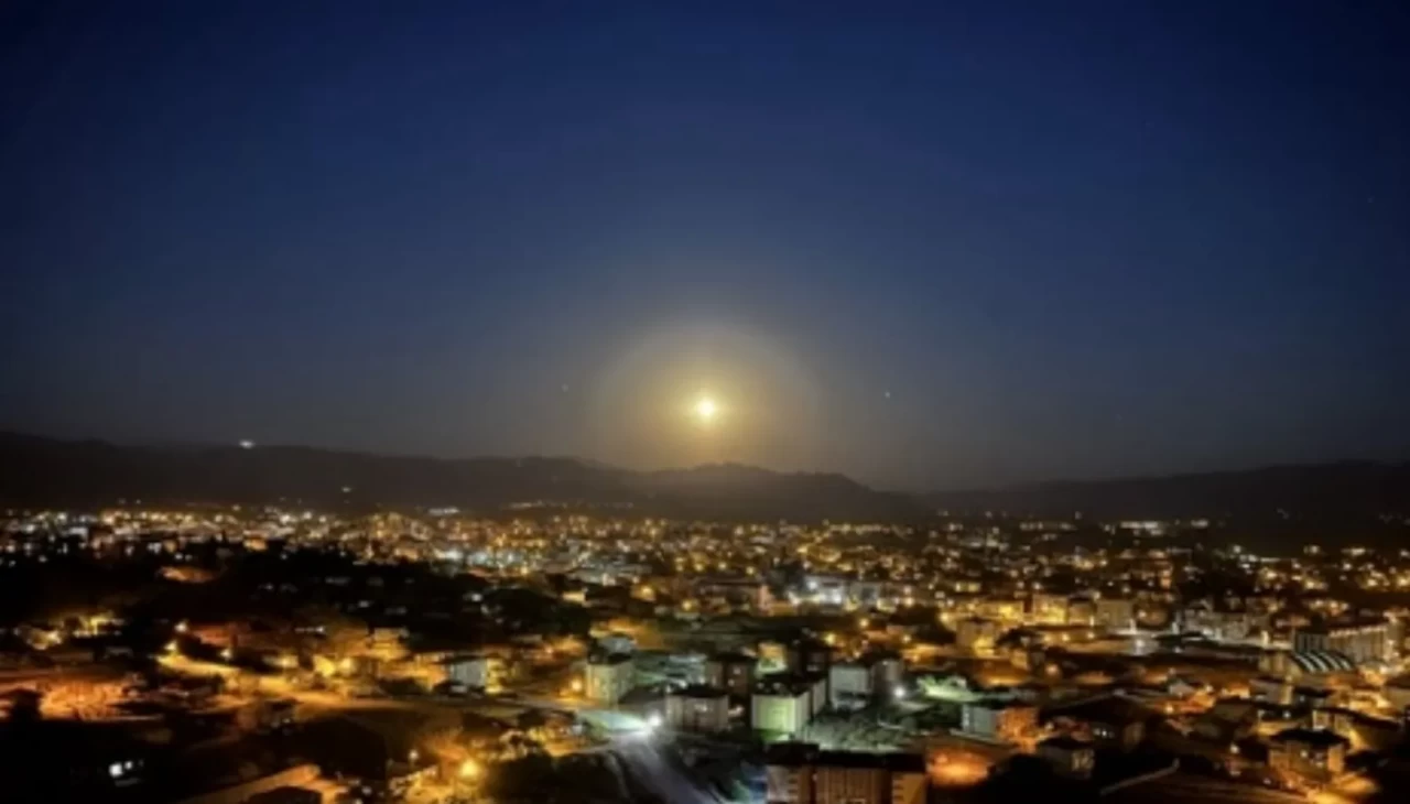 Kanlı Ay tutulması panik yarattı! Uzmanından açıklama geldi