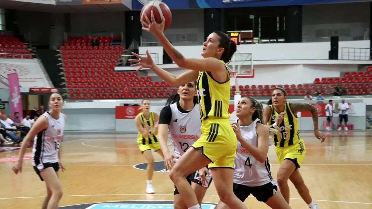 Fenerbahçe Kadın Basketbol Takımı, Erciyes Kupası’nda ÇBK Mersin’i devirdi | Maç Sonucu Fenerbahçe 78-64 ÇİMSA ÇBK Mersin