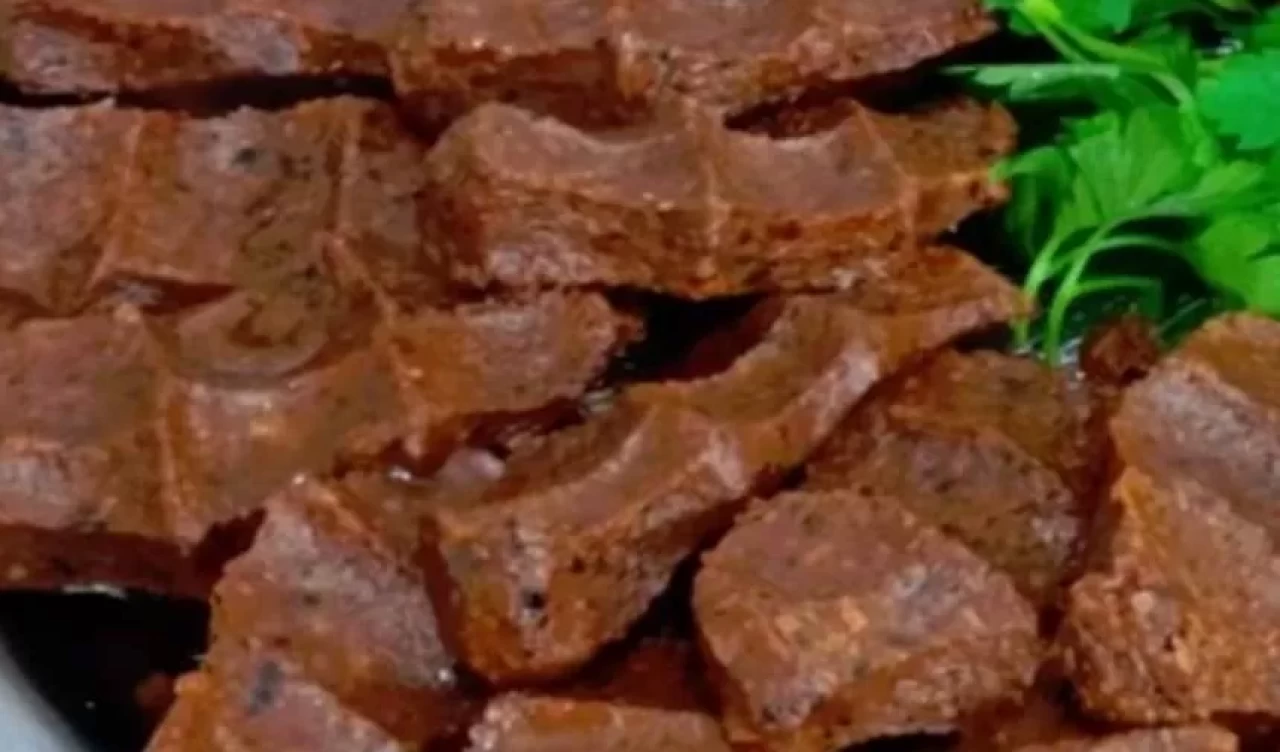 Çiğ köfte yoğurmanın püf noktası! Makinede kaç dakika yoğurmalı?