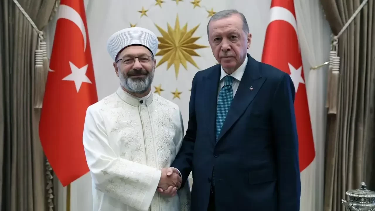 Cumhurbaşkanı Erdoğan, eski Diyanet İşleri Başkanı Erbaş'ı kabul etti