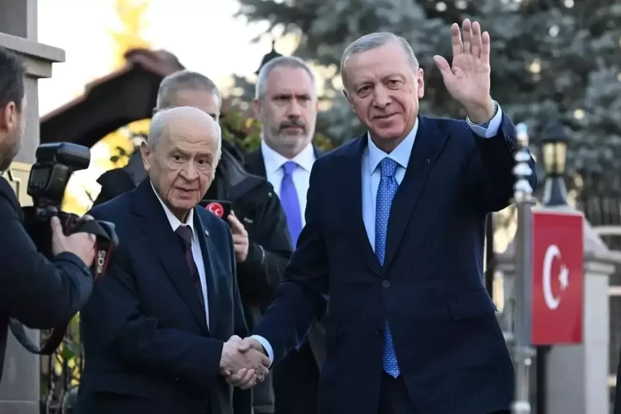 MHP Lideri Bahçeli'den Cumhurbaşkanı Erdoğan'a tebrik telefonu