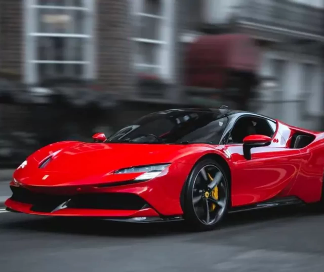 Ferrari ve lüks araçlarda vergisiz kullanım incelemede: "T" plaka suistimali