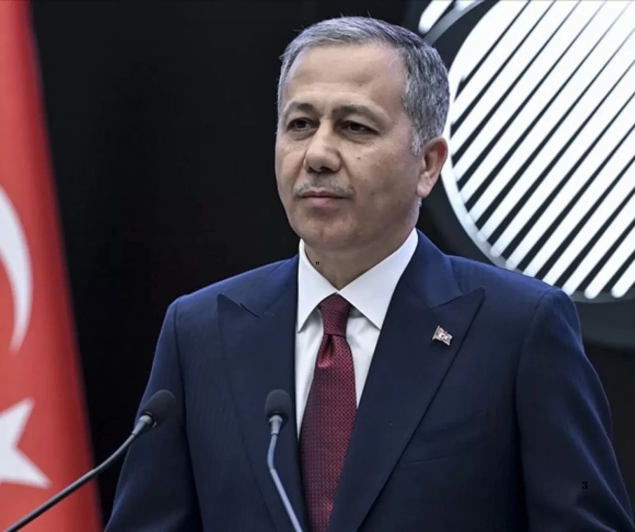 Bakan Yerlikaya: 'Zehir tacirlerine göz açtırmıyoruz'