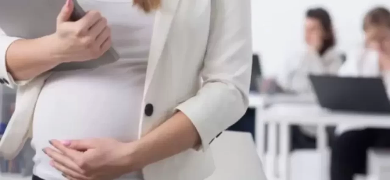 Doğum izni 2026 son durum: 24 hafta oldu mu, düzenleme Meclis’ten geçti mi?