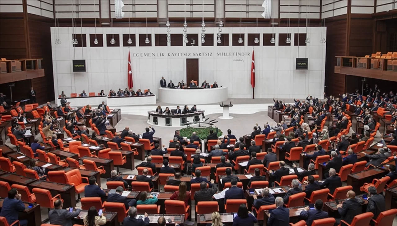 Ekonomide yeni dönem! Dev kanun teklifi Meclis’ten geçti