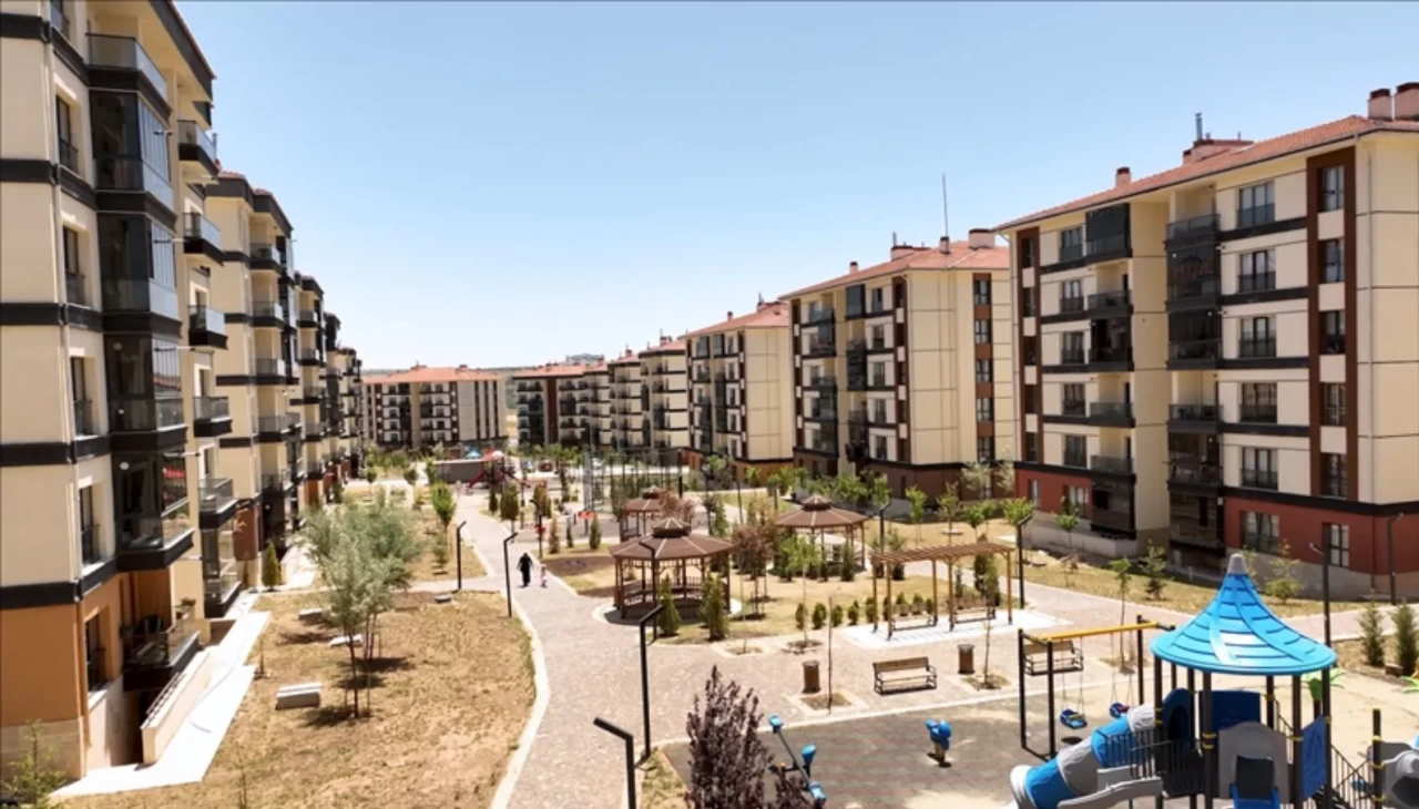 İstanbul TOKİ'de büyük gün! Kura listeleri yayında: İsminiz listede var mı?