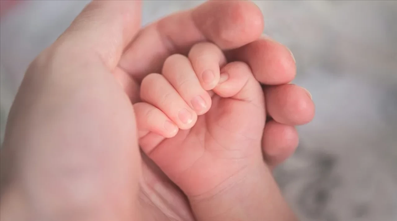 Doğum izni 6 ay oldu mu 2026? Doğum izni ne zaman yasalaşacak, Meclis'ten geçti mi?