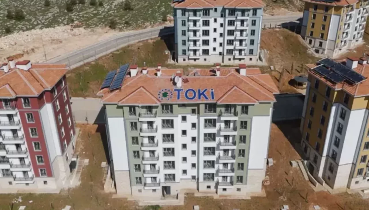 TOKİ İstanbul kura sonuçları sorgulama 2026: İstanbul 100 Bin konut kura sıra numarası ve isim listesi PDF ekranı!