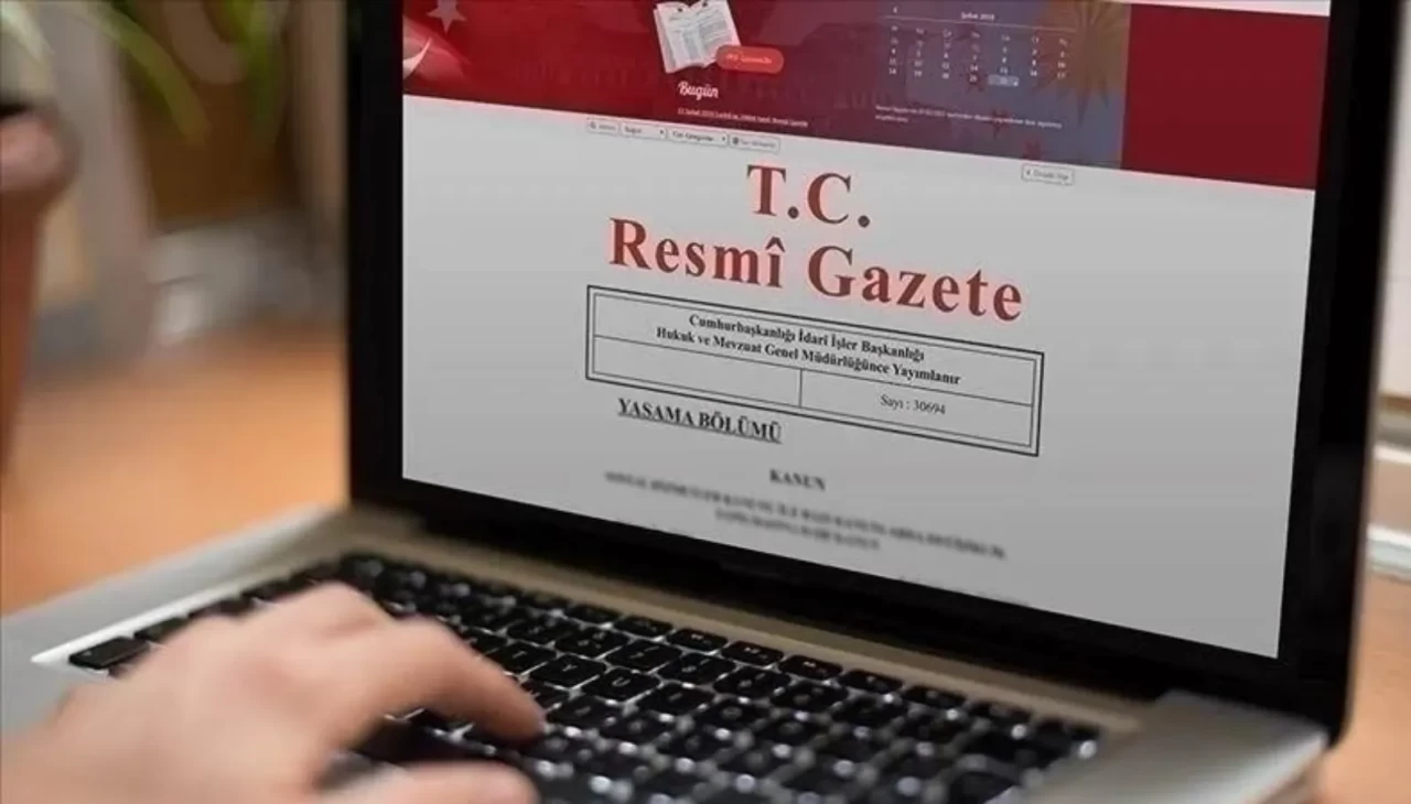 RESMİ GAZETE YAYIMLANDI! 27 Nisan Pazartesi atama kararları, yönetmelikler ve ihale ilanları listesi