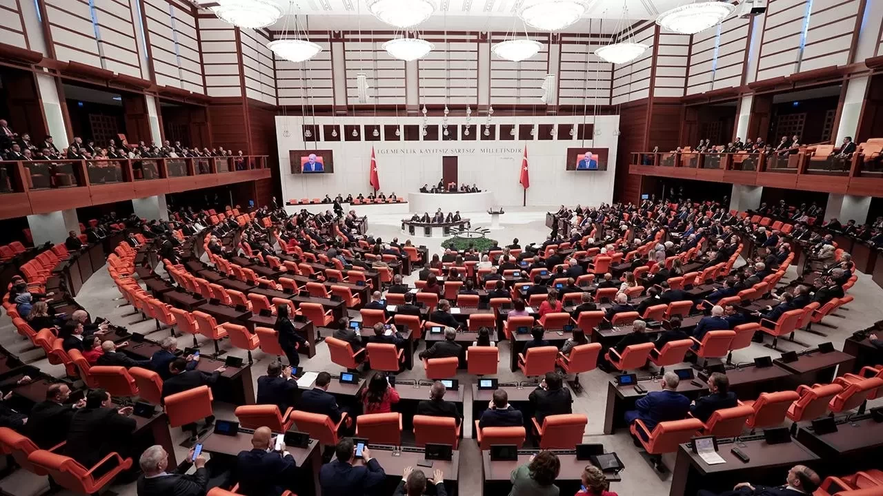 Meclis'teki 'rekor' oylamanın sonucu belli oldu: İşte oy dağılımı