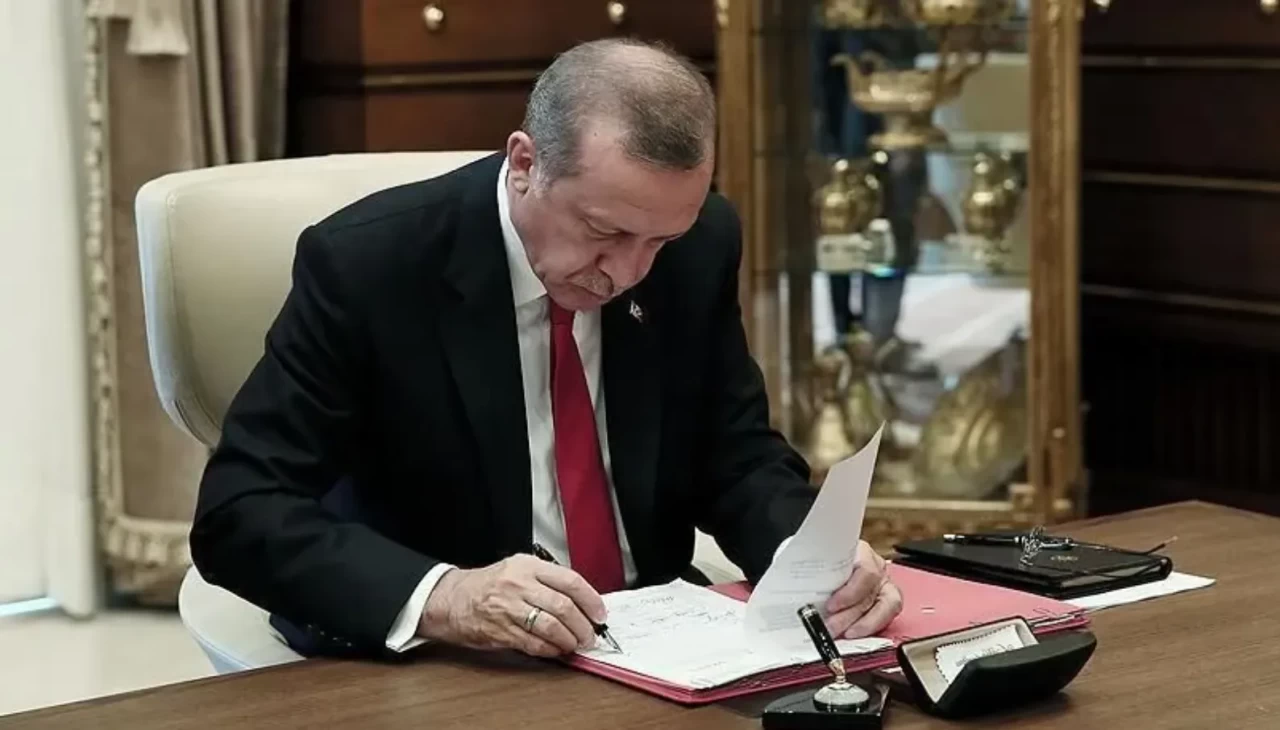 5 EYLÜL ATAMA KARARLARI TAM LİSTE: Müftüler, Büyükelçiler ve Genel Müdürler