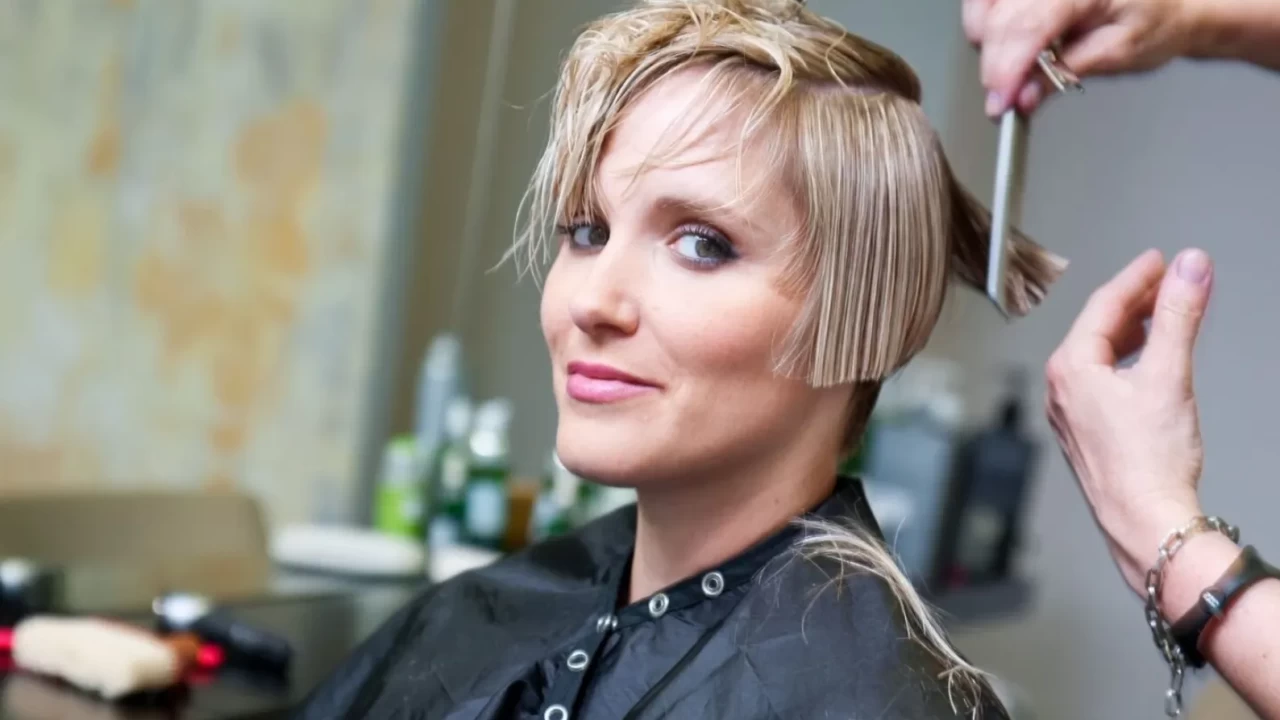 Ekim ayında hangi tarihlerde saç kesilir? Bu tarihleri bir kenera not alın!