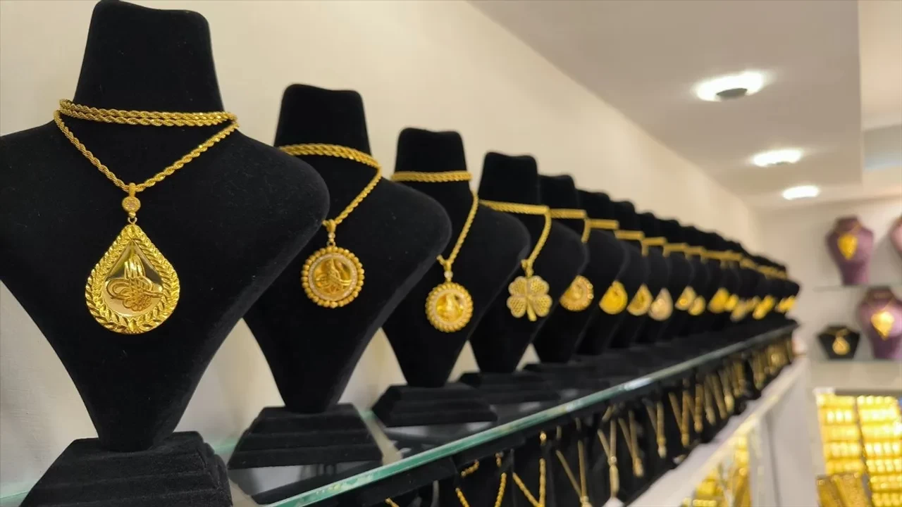 Kütahya Valisi Musa Işın'dan  imitasyon altın  satışının yasaklanmasına ilişkin açıklama