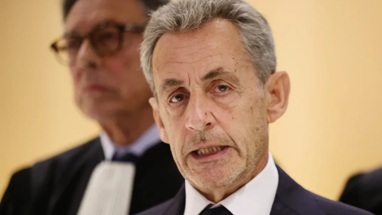 Fransa’da eşi benzeri görülmemiş karar! Sarkozy için geri dönüş yok