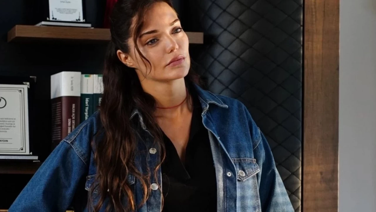 Sahtekarlar 1. Bölümde Ertan ve Asya'nın planı kaosu tetikliyor! Kadir Hidayet Bakizade'nin kızını bulabilecek mi?