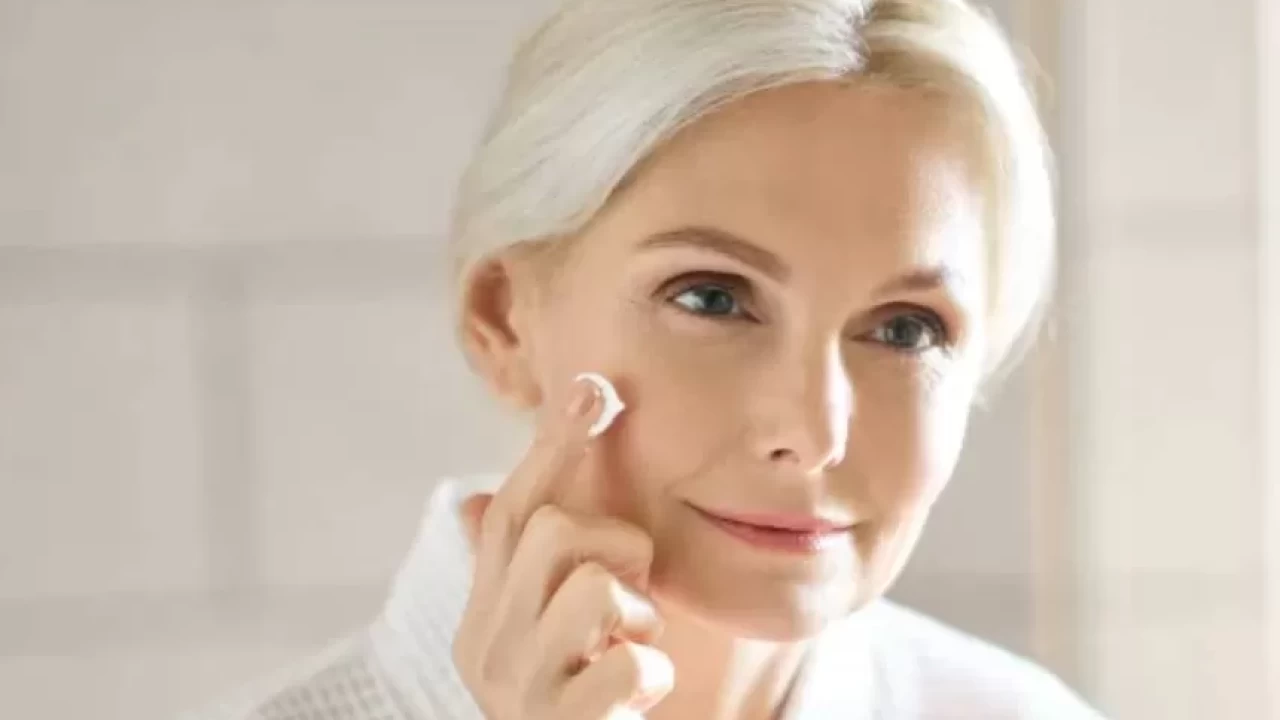 50+ kadınların gençlik iksiri! Bu 3 ürünü kullanan…