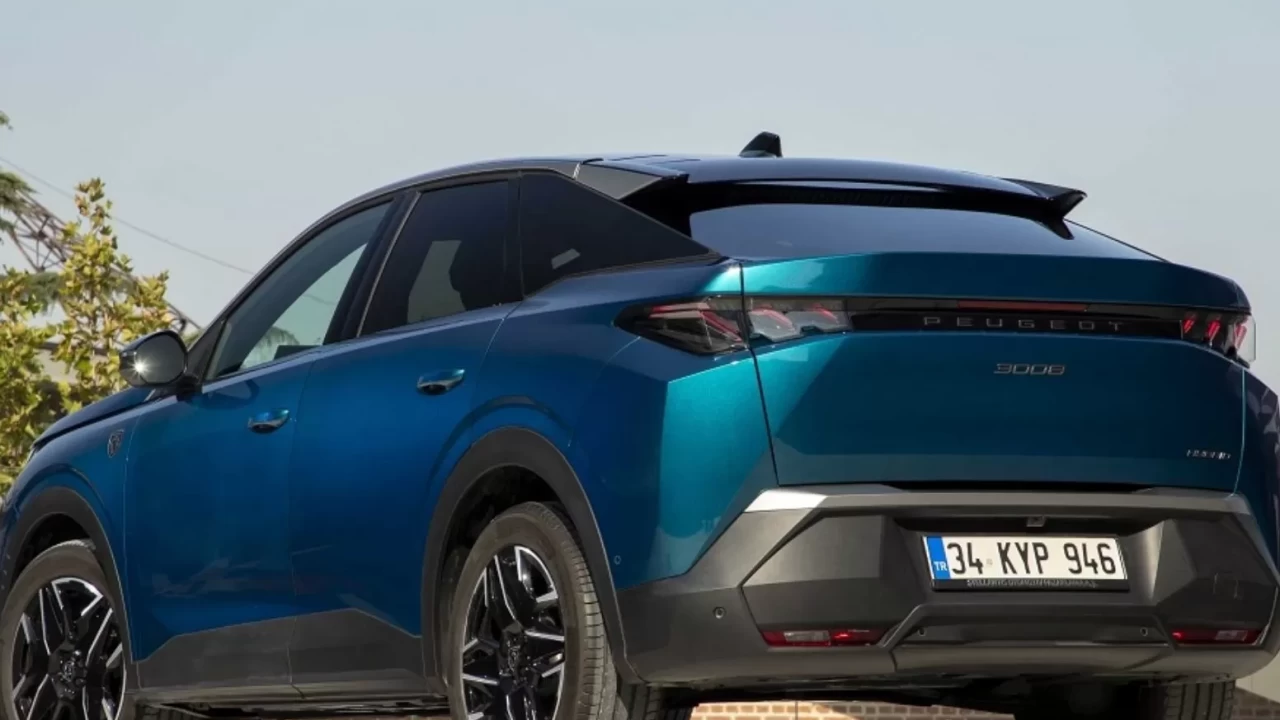 Peugeot 3008’den üretim rekoru