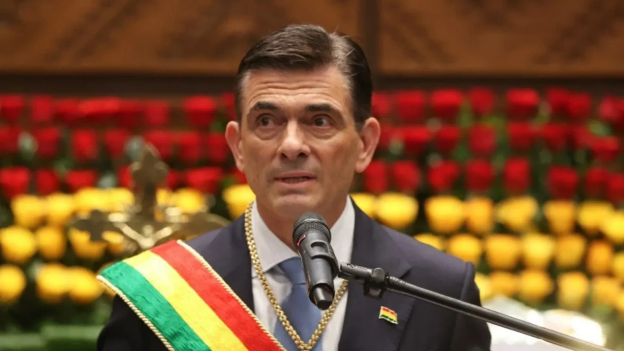 Rodrigo Paz, parlamento töreniyle resmen göreve başladı