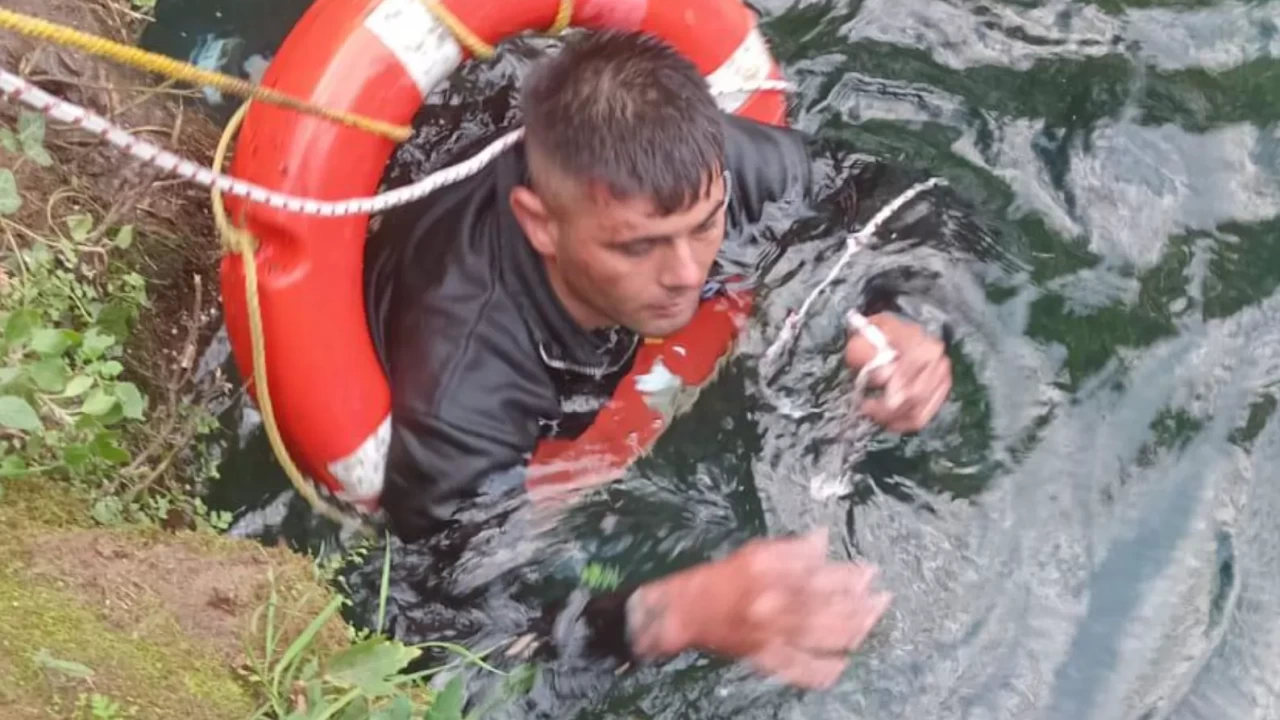 Antalya’da ayağı kayan kişi Düden Çayı’na düştü! Can simidiyle kurtarıldı