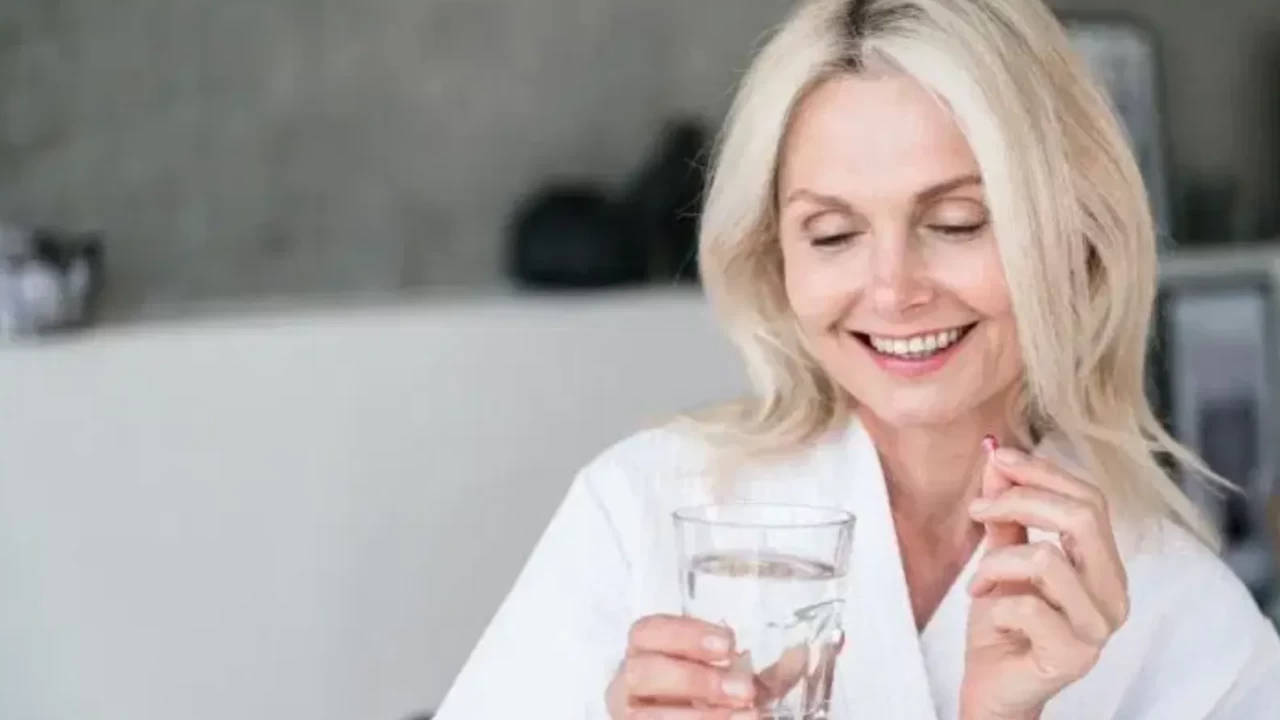 Yanaklar neden düşüyor? Uzmanların 35 yaş sonrası için kritik uyarısı