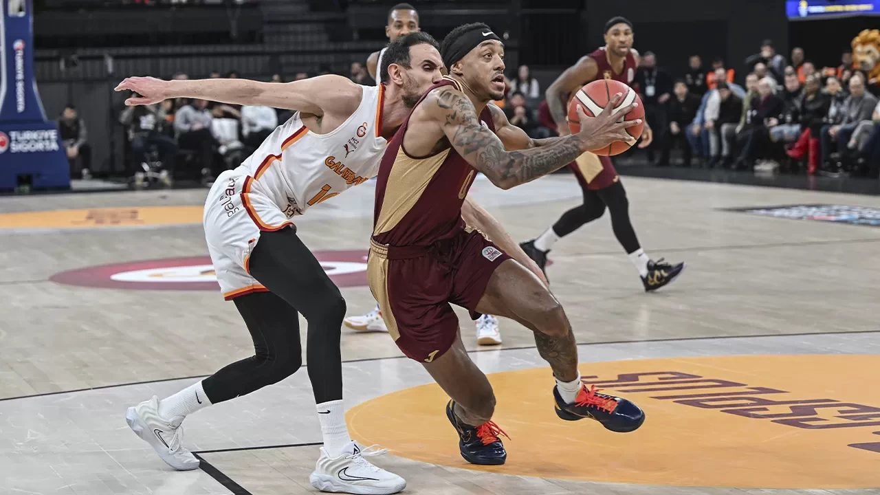 Dev maçta kazanan Trabzonspor Basketbol |Basketbol Süper Ligi'nde Galatasaray 89-101 Trabzonspor