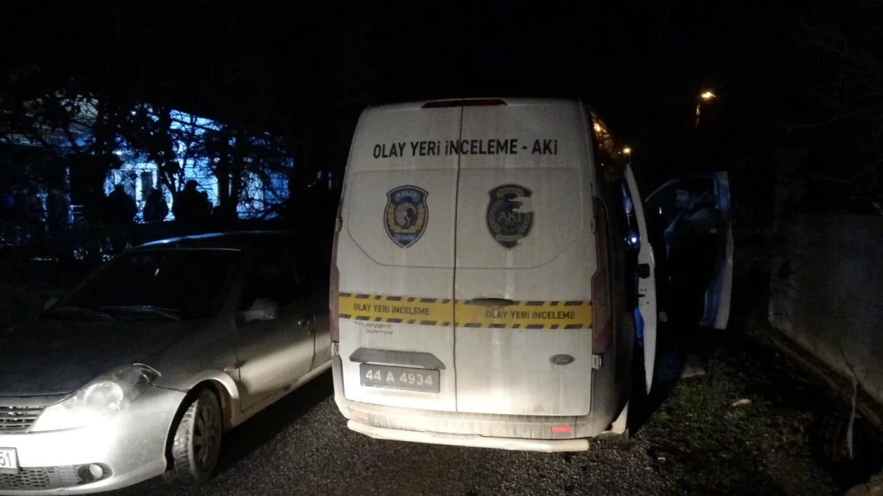 Malatya’da silah kazası: 16 yaşındaki çocuk arkadaşının ateşiyle yaralandı