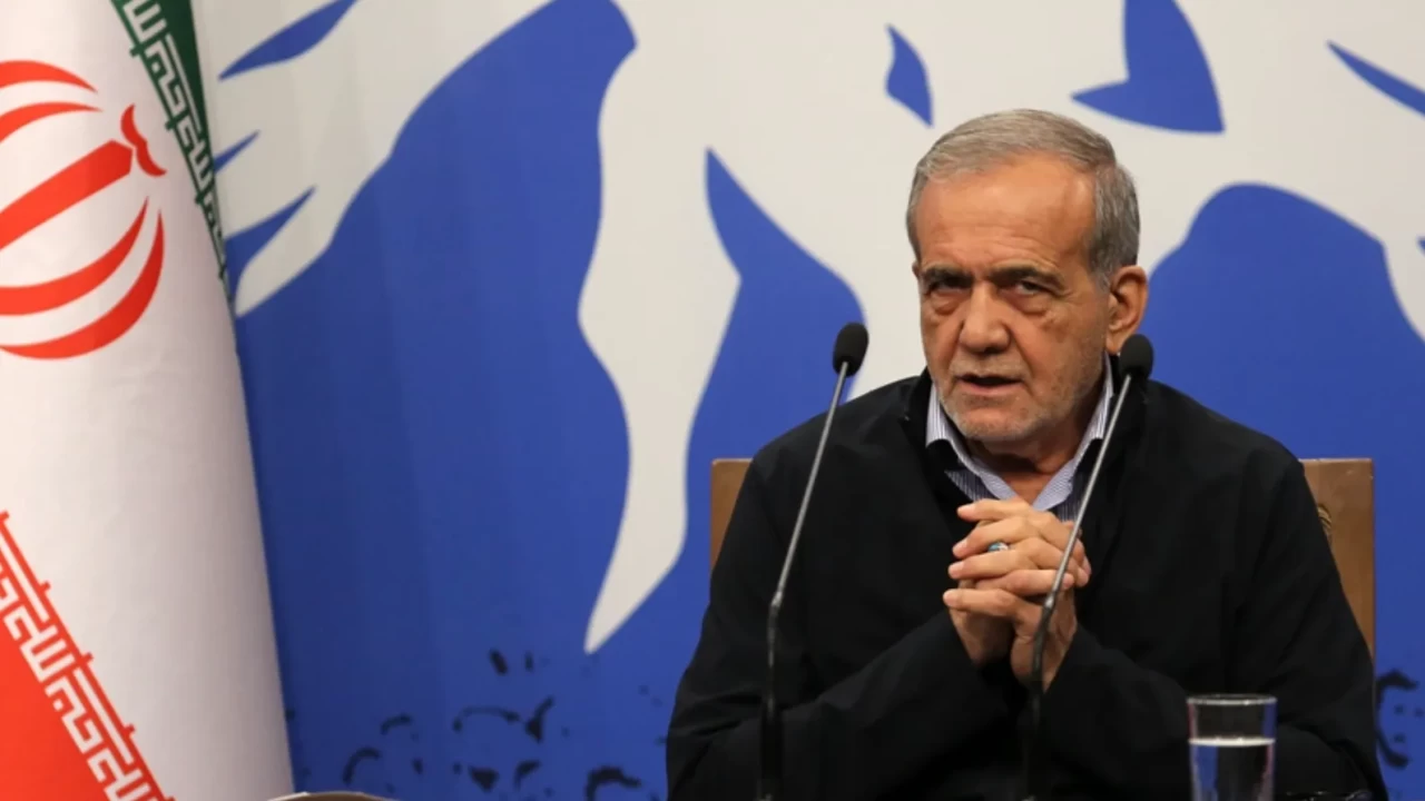 İran Cumhurbaşkanı Mesud Pezeşkiyan: ABD, İsrail ve Avrupa ile topyekûn savaş halindeyiz