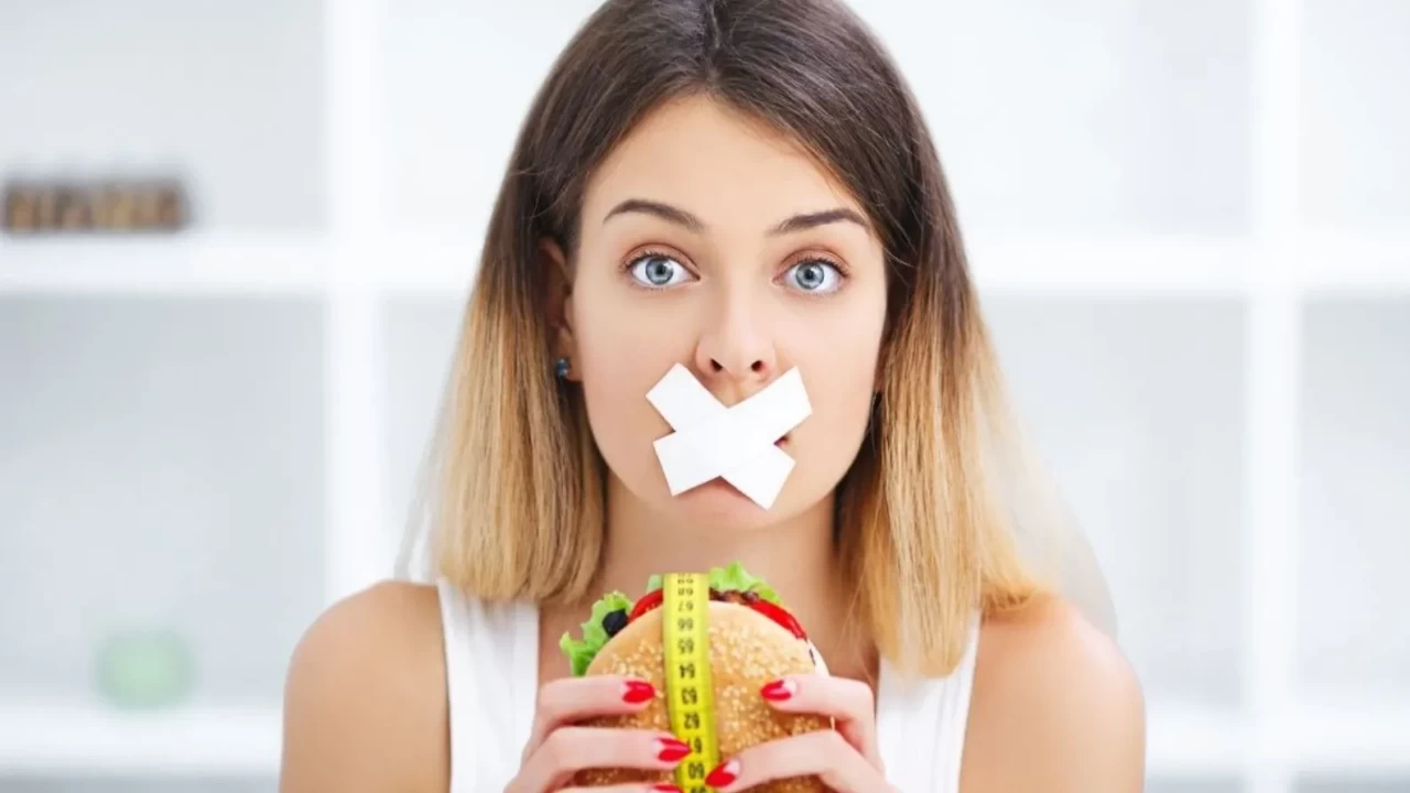 Karbonhidrat hariç her şey serbest diyeti gündemi salladı