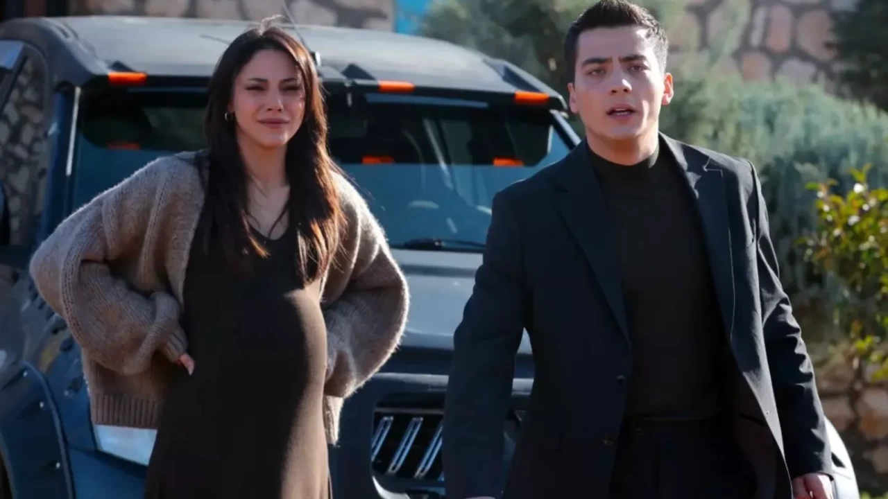 Uzak Şehir Zerrin öldü mü? Zerrin'e hayat veren Dilin Döğer Uzak Şehir dizisinden ayrılıyor mu?