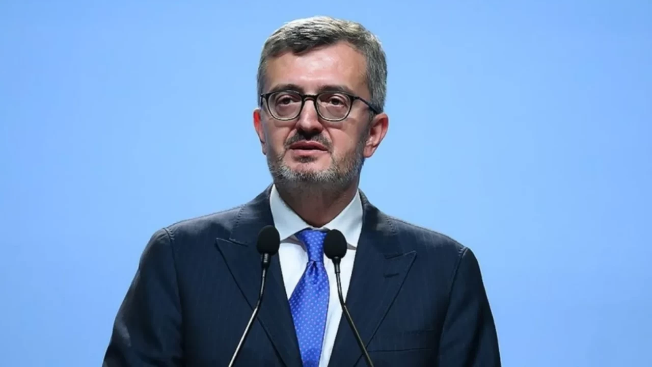 Cumhurbaşkanlığı İletişim Başkanı Duran: Yıkımın yerini umut alıyor, sessizlik yerini canlanan hayatlar