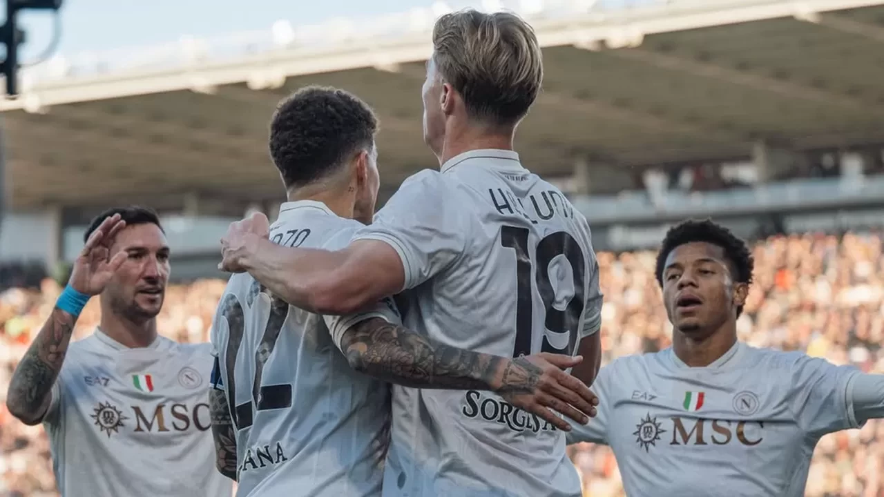 Napoli, Serie A'da Cremonese deplasmanında kazandı: Höjlund’dan iki gol