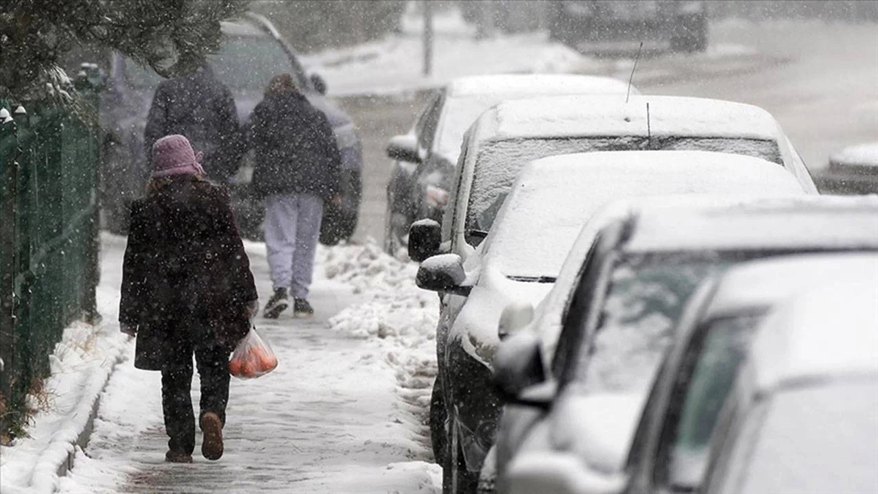 Meteoroloji’den çok sayıda il için kuvvetli ve yoğun kar yağışı uyarısı