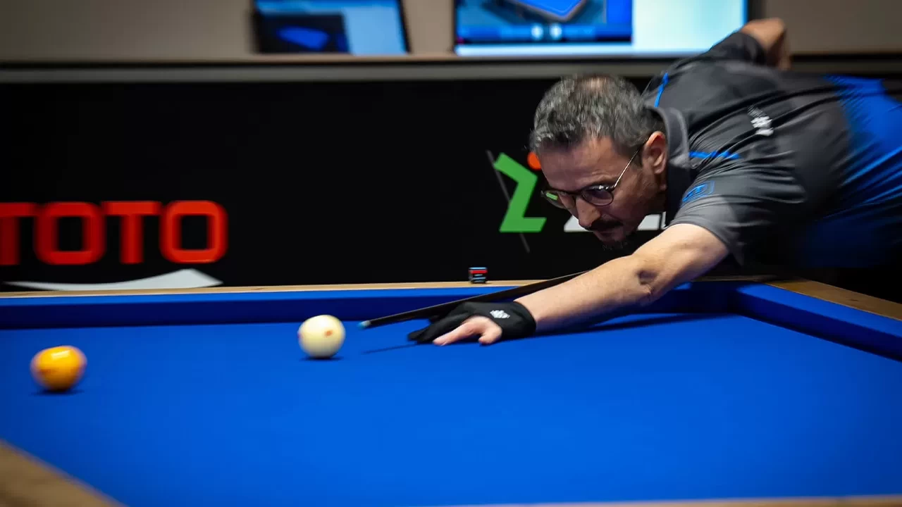 3 Bant Bilardo Türkiye Şampiyonası’nda final etabını Yılmaz Özcan kazandı