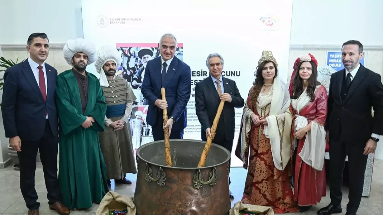 Ankara’da  Yaşayan Miras Okulu  açıldı, Bakan Ersoy bu okulun yaygınlaştırılacağını duyurdu
