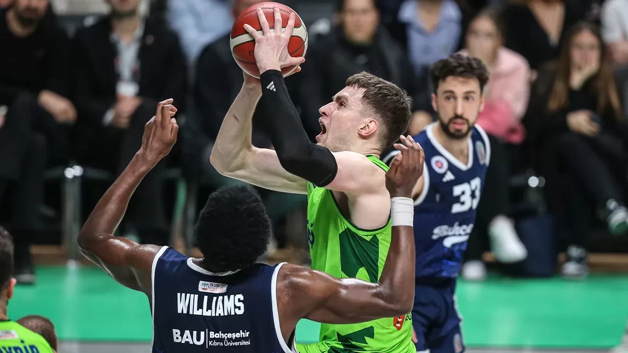 Basketbol Süper Ligi'nde Tofaş, Bahçeşehir Koleji’ni devirdi | Maç Sonucu TOFAŞ 92-82 Bahçeşehir Koleji
