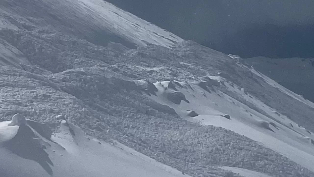 Artvin'de çığ: Mahsur kalanlar var