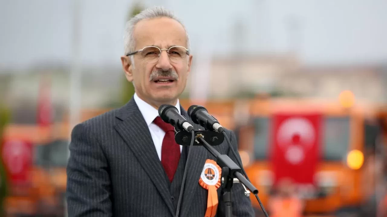 Bakan Uraloğlu’ndan köprü ve otoyol ücretleriyle ilgili açıklama