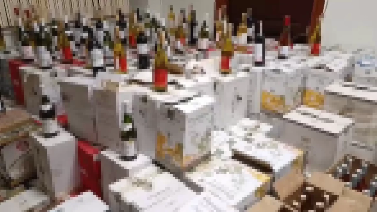 Sakarya’da kaçak içki operasyonu: 2 bin 263 şişe ele geçirildi