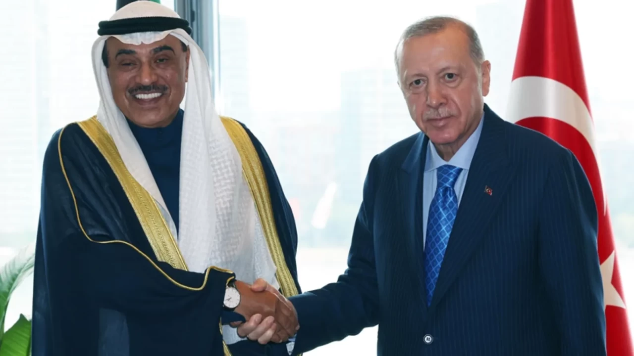 Cumhurbaşkanı Erdoğan, Kuveyt Veliaht Prensi ile telefonda görüştü