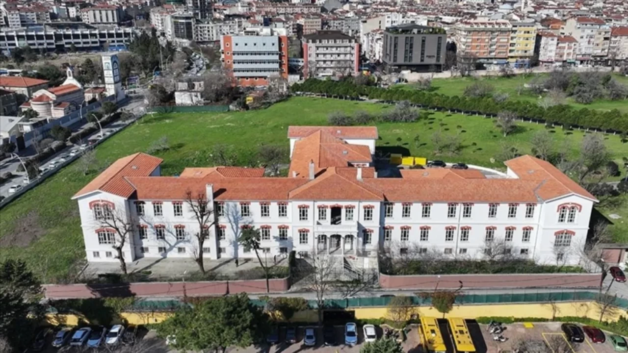 Hastaların kimlikleri izinsiz kullanıldı! Tutuklu sanıklara ağır hapis talebi