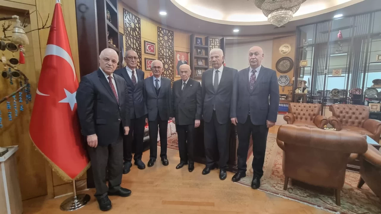 Parlamenterler Derneği’nden MHP Lideri Devlet Bahçeli’ye anlamlı ziyaret!