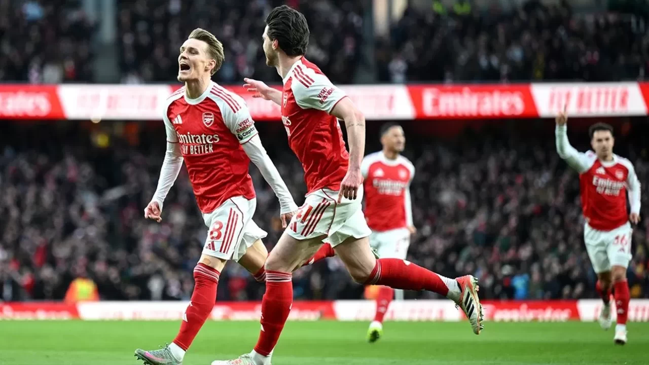 Arsenal, Brighton’ı yenerek Premier Lig’de zirveyi bırakmadı