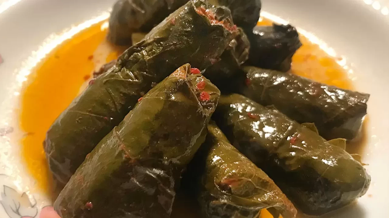 Pazı dolması tarifi: Kış sofralarına özel geleneksel lezzet