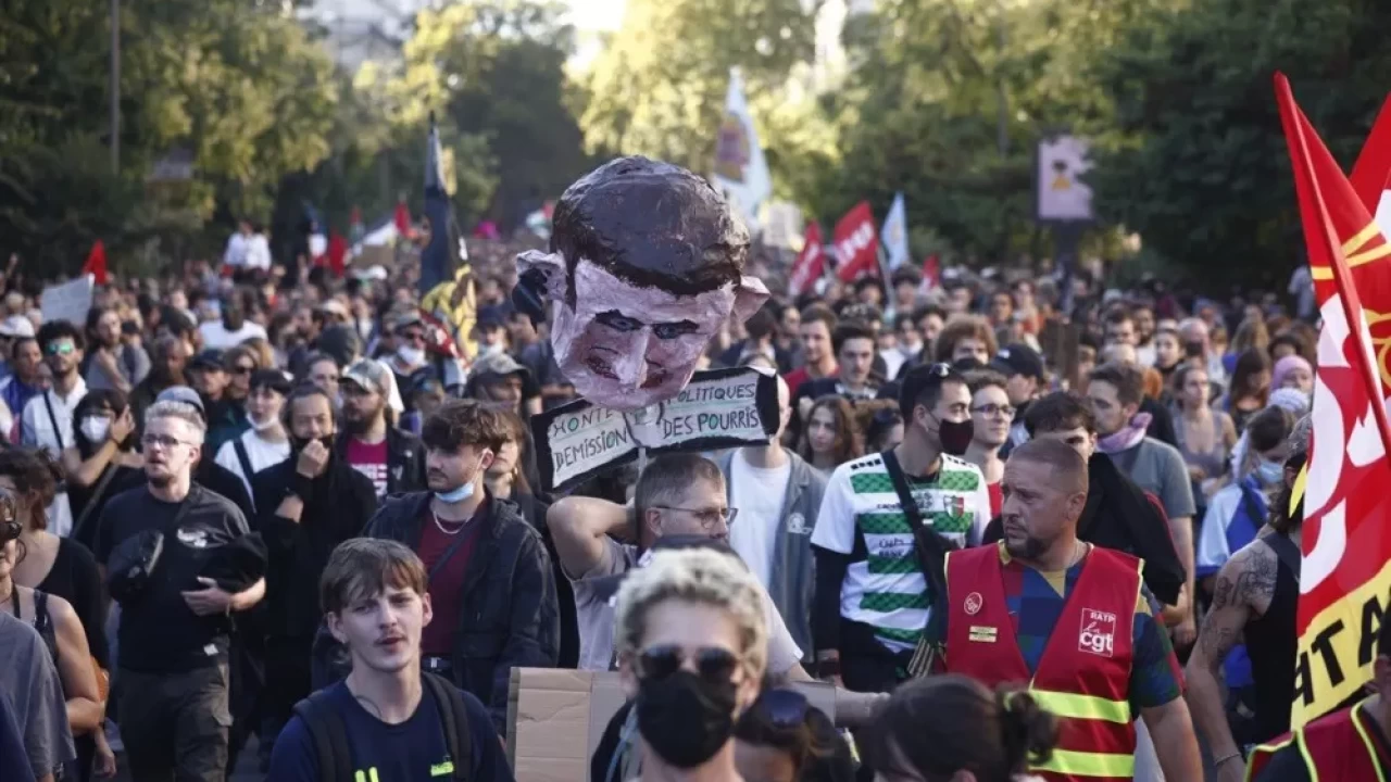 Fransa'daki protestolarda 110 kişi gözaltına alındı